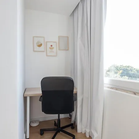 Cozy For Family And Group Of Friends * Linda-a-Velha