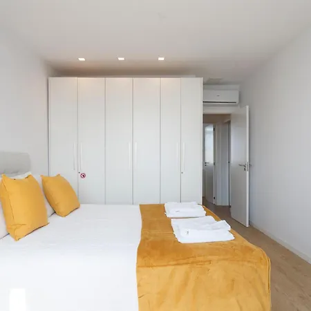 Cozy For Family And Group Of Friends